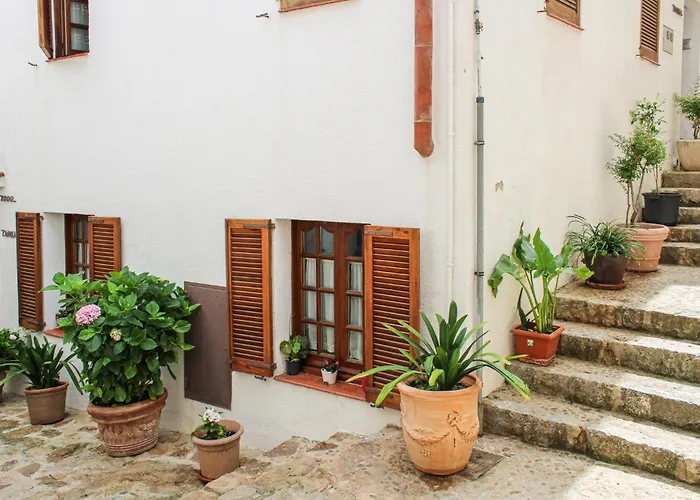 Stunning In Appartement Tossa de Mar